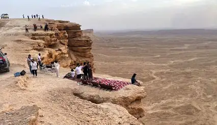 Edge of the World Overnight Camping thumb